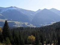 Herbst-OA-grenzverkehr-6 : Allgäu, Allgäu Herbst 2012, Breitachklamm Eingang über Gashaus Hörnlepass nach Rizlern und über Freibergsee, Kleiner Grenzverkehr, MTB, Oberstdorf, Skiflugschanze und Fellhornbahn Talststation zurück nach Agathazell