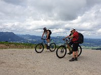 im Hintergrund der große Alpsee